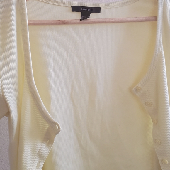 FOREVER 21 Button-Up Crop Top - Picture 3 of 4